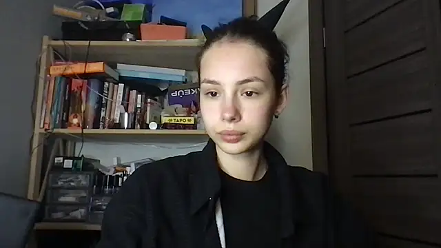 Yuna5343 online show from 12/01/25, 10:04