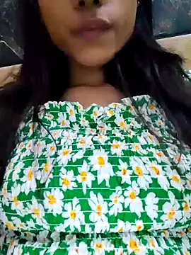 Nancy-queen online show from 04/11/26, 09:35