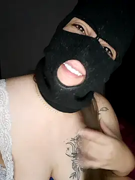 1Malika online show from 11/19/25, 07:52