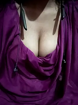 kaviyaponnu0987 online show from 02/01/26, 02:04