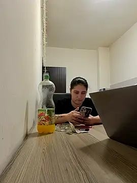 Alexandra23d online show from 10/12/25, 07:46