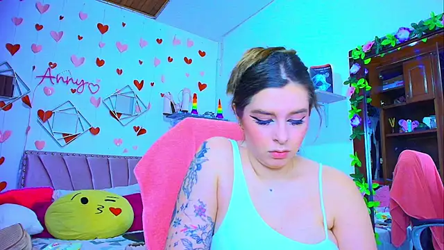 Snapshot of Anny_Hurtado chatting on 10/02/25, 08:21 Anny Hurtado online show from 10/02/25, 08:21
