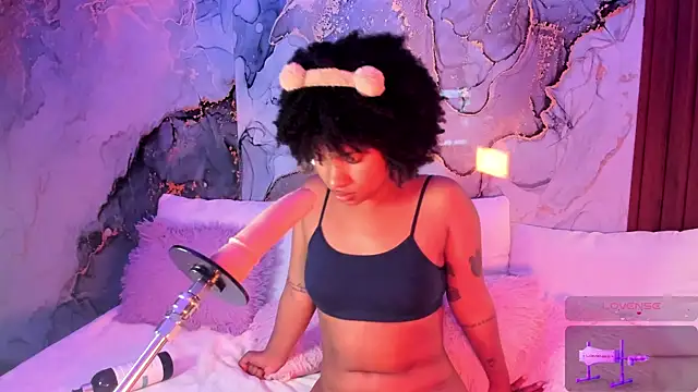 Lolalewis777 online show from 10/14/25, 10:10