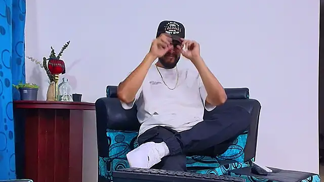 DaveSoldier online show from 10/26/25, 04:51