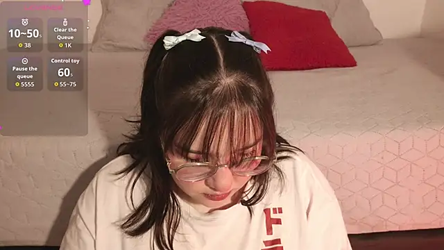 Snapshot of Gaby99_ chatting on 10/12/25, 06:56 Gaby99 online show from 10/12/25, 06:56