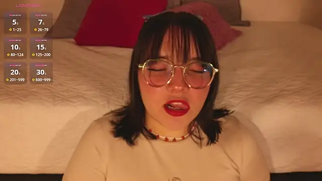 Snapshot of Gaby99_ chatting on 11/23/25, 09:53 Gaby99 online show from 11/23/25, 09:53