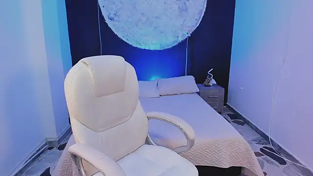 Snapshot of ShaniaDaniels chatting on 09/18/25, 09:06 ShaniaDaniels online show from 09/18/25, 09:06