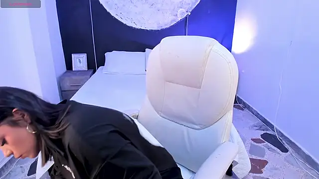 Snapshot of ShaniaDaniels chatting on 09/24/25, 09:29 ShaniaDaniels online show from 09/24/25, 09:29