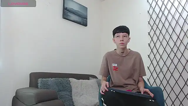 LiamBrown09 online show from 02/23/26, 07:33