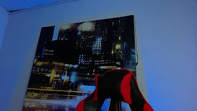 Snapshot of alexgiraldo__ chatting on 03/23/26, 02:10 alexgiraldo online show from 03/23/26, 02:10