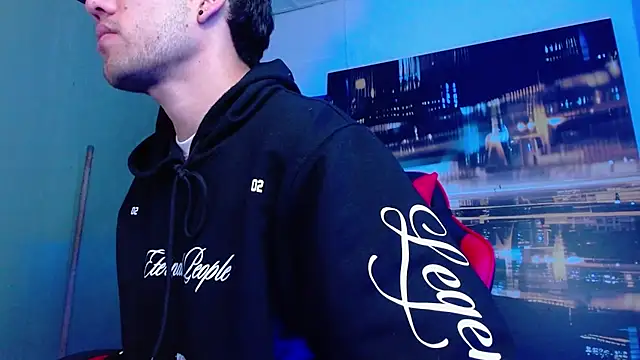 Snapshot of alexgiraldo__ chatting on 04/14/26, 09:59 alexgiraldo online show from 04/14/26, 09:59