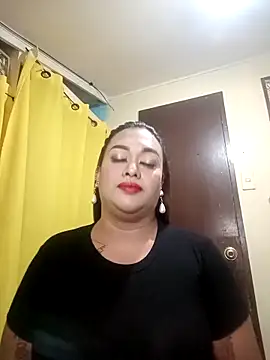 EmmaKantutera online show from 11/19/25, 11:54