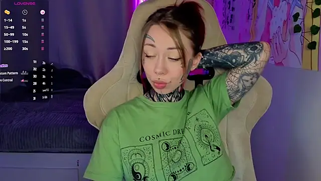 bunnykellyyy online show from 04/30/26, 06:09