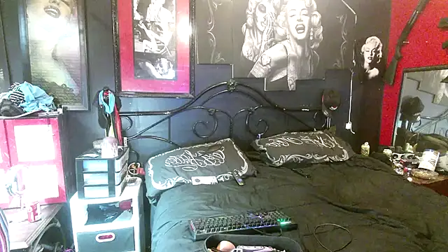 Splash Queen420 online show from 12/14/25, 06:19