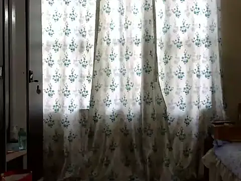 Snapshot of rekha_1508 chatting on 09/30/25, 04:50 rekha 1508 online show from 09/30/25, 04:50