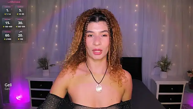 Evolet Bee online show from 10/03/25, 03:09