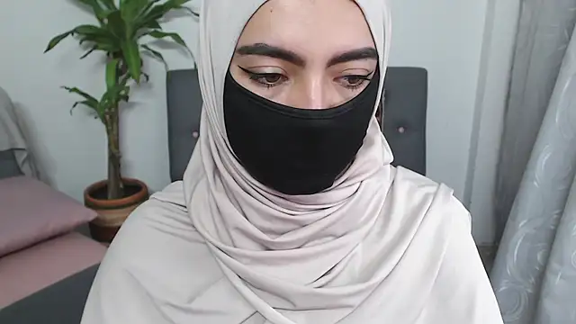 jade nassar online show from 10/12/25, 10:42