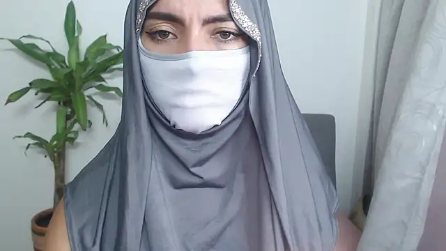 jade nassar online show from 11/04/25, 11:37