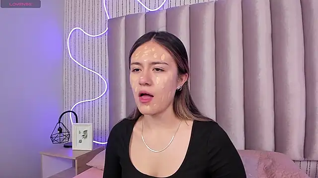 SamanthaPeachss online show from 02/02/26, 01:21