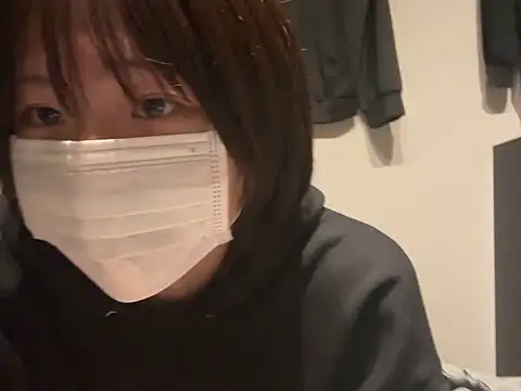 Snapshot of kabikabi_makaron chatting on 10/14/25, 01:12 kabikabi makaron online show from 10/14/25, 01:12