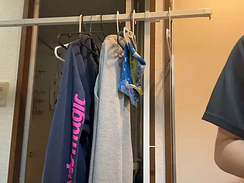 kabikabi makaron online show from 04/18/26, 04:44