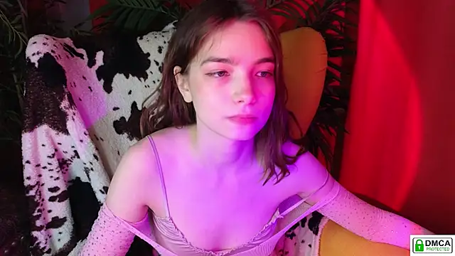 Snapshot of Evi_Brook chatting on 02/19/26, 05:42 Evi Brook online show from 02/19/26, 05:42