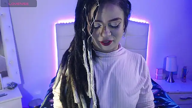 elapetitie online show from 11/28/25, 06:16