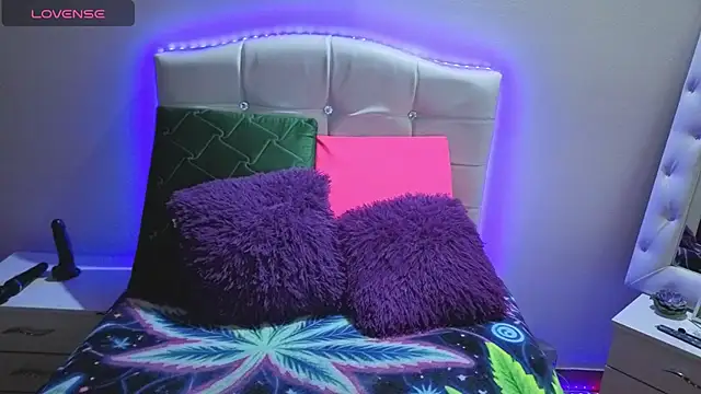 elapetitie online show from 01/17/26, 06:51