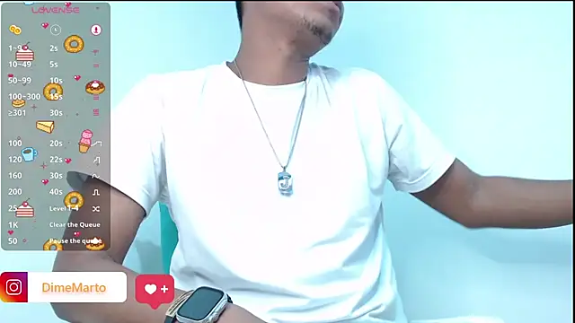 Snapshot of mike_black_22 chatting on 10/07/25, 04:15 mike black 22 online show from 10/07/25, 04:15