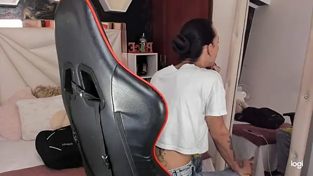 sara slut21 online show from 12/21/24, 02:58