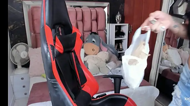 sara slut21 online show from 01/28/25, 08:26