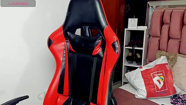 sara slut21 online show from 03/11/25, 11:04