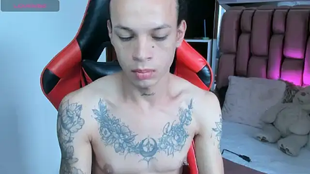 sara slut21 online show from 03/18/25, 06:04