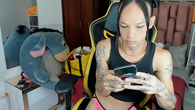 sara slut21 online show from 11/24/25, 05:34