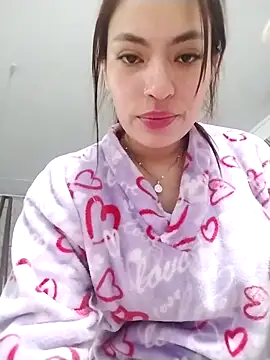 Adarha Ramirez online show from 11/21/25, 12:32