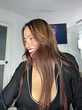Adarha Ramirez online show from 05/16/26, 06:32