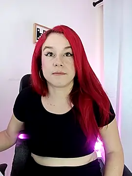 kim7  online show from 10/29/25, 03:36