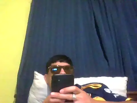 juanfritaa21 online show from 09/13/25, 02:44