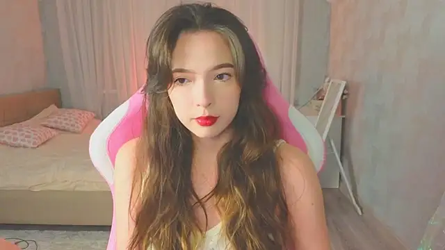 Snapshot of yuna_sunshy chatting on 10/09/25, 12:08 yuna sunshy online show from 10/09/25, 12:08