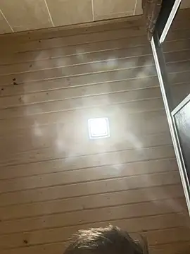 Snapshot of andre1z1nh0 chatting on 03/04/26, 03:23 andre1z1nh0 online show from 03/04/26, 03:23