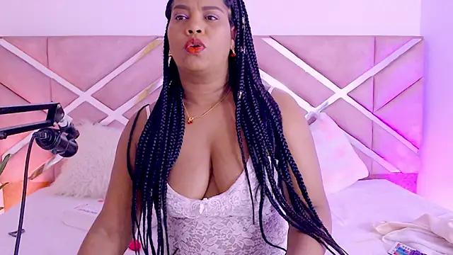 Snapshot of sofia_07 chatting on 02/16/26, 07:43 sofia 07 online show from 02/16/26, 07:43