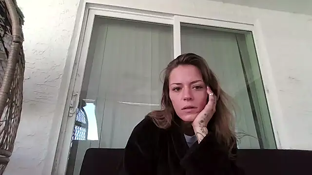 Snapshot of LaylaRainVIP chatting on 09/13/25, 02:28 LaylaRainVIP online show from 09/13/25, 02:28