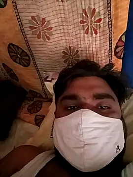 Snapshot of indiancouple659 chatting on 02/17/26, 09:28 indiancouple659 online show from 02/17/26, 09:28