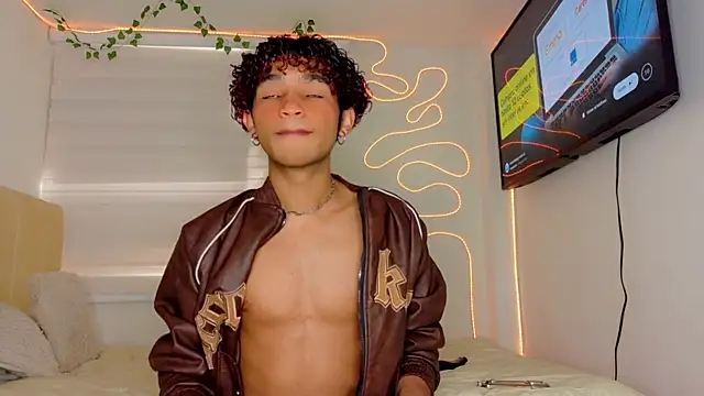 Aaron Wiinter online show from 09/20/25, 08:10