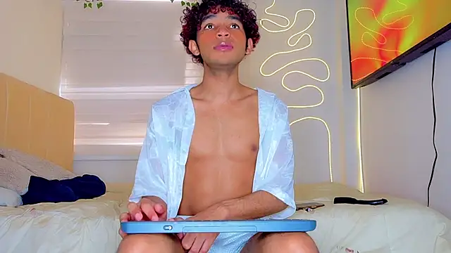 Aaron Wiinter online show from 09/23/25, 08:34