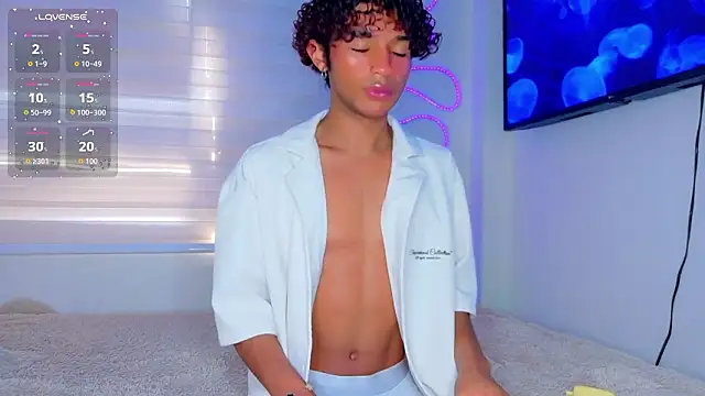 Aaron Wiinter online show from 02/09/26, 04:55