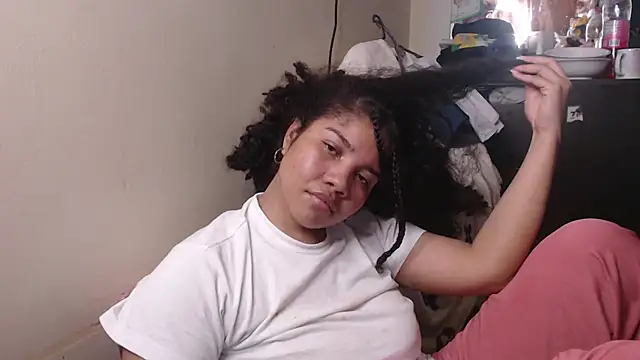 madelene online show from 03/18/25, 04:15