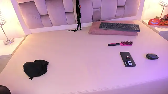 Snapshot of Dannika07 chatting on 10/30/25, 03:08 Dannika07 online show from 10/30/25, 03:08