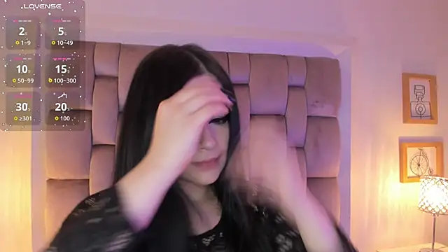 Snapshot of Dannika07 chatting on 11/08/25, 02:56 Dannika07 online show from 11/08/25, 02:56