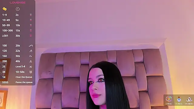 Snapshot of Dannika07 chatting on 11/12/25, 03:29 Dannika07 online show from 11/12/25, 03:29